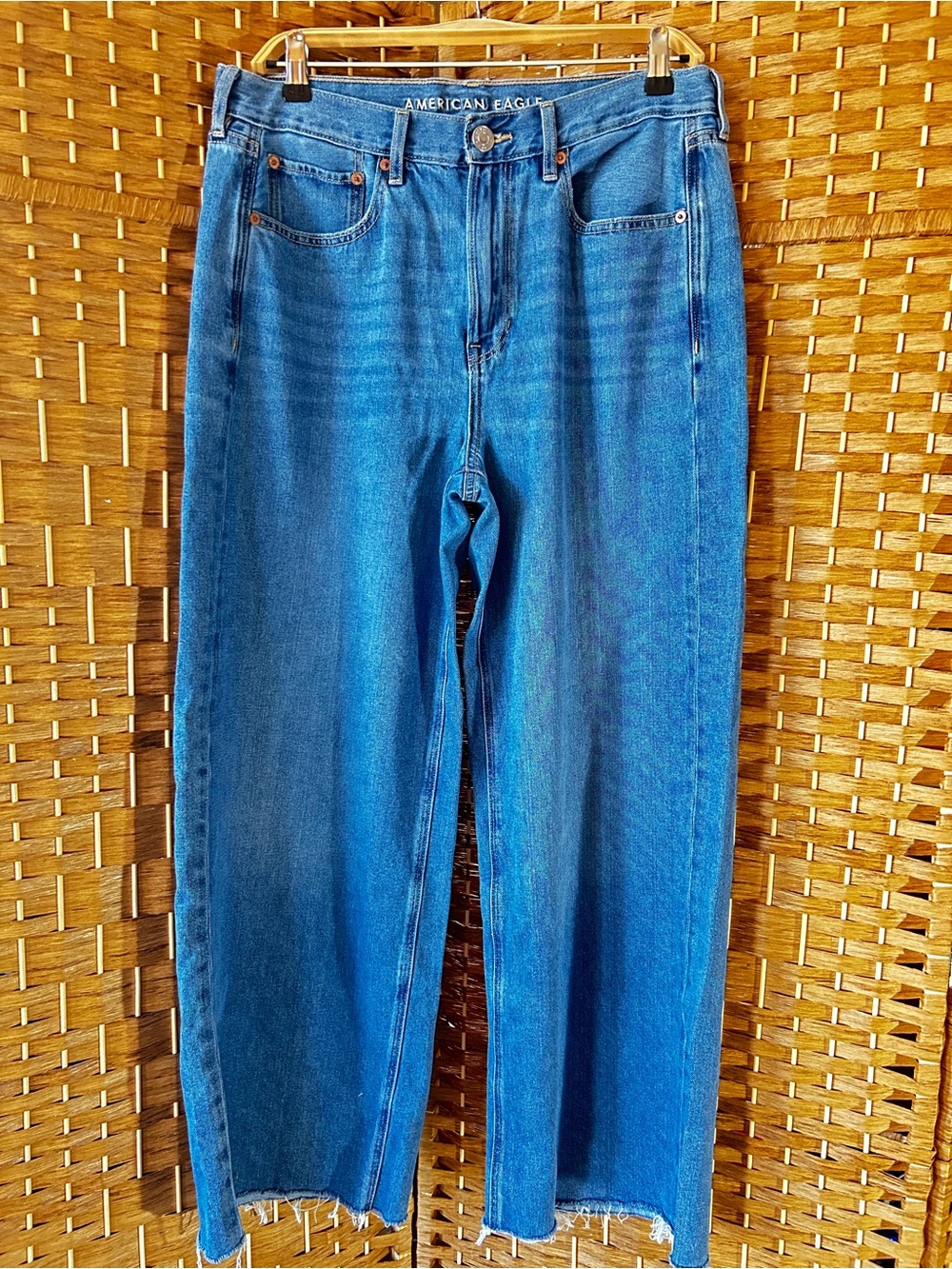 American Eagle Skater Jeans Women’s 12 High Rise Straight Leg Medium Wash
